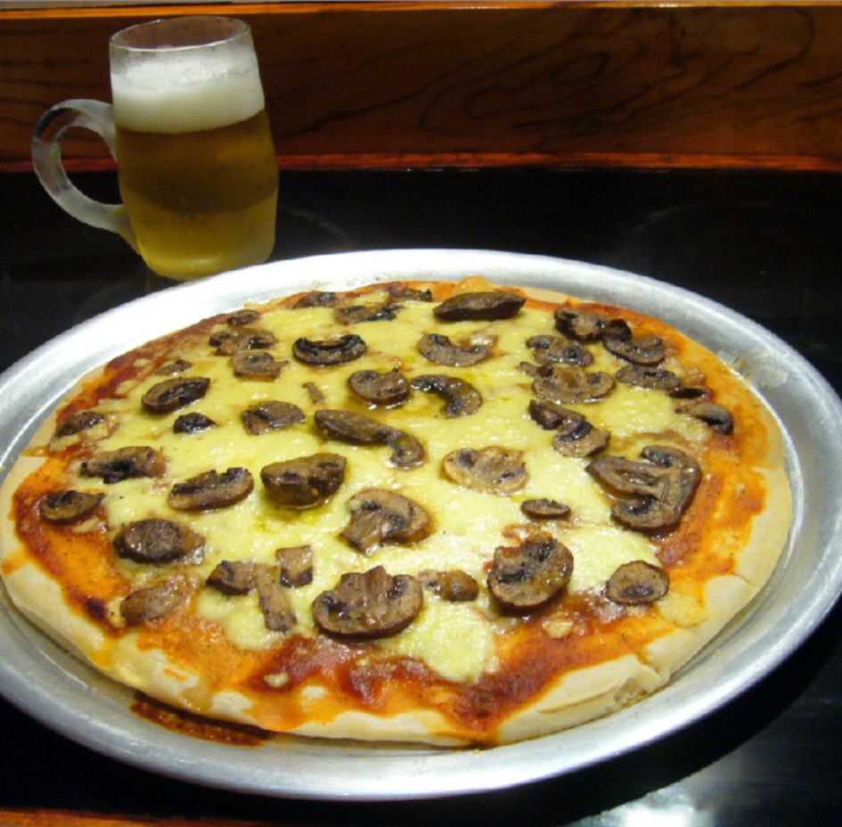 Pizza Funghi